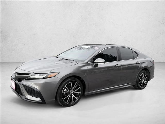 Used 2024 Toyota Camry SE