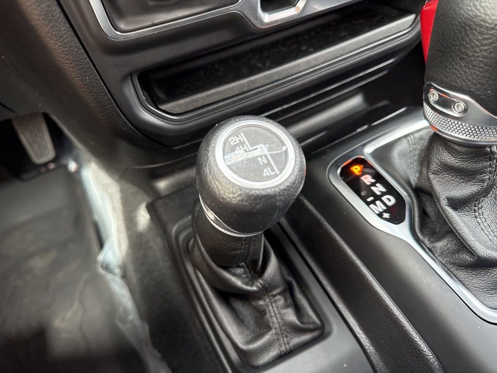 Used 2021 Jeep Wrangler Unlimited Sport image 19