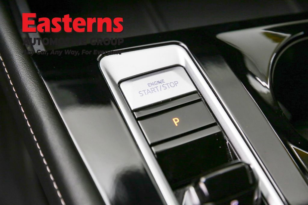 Used 2024 Volkswagen Atlas SE image 18