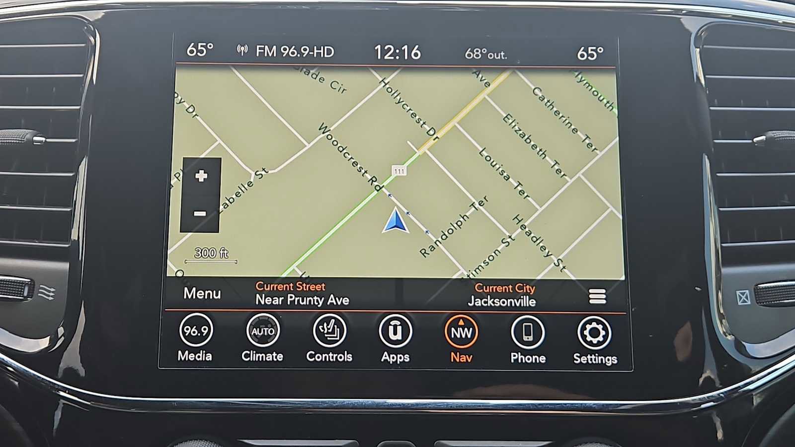 Used 2020 Jeep Grand Cherokee Limited w/ Luxury Group II AWD/4WD image 20