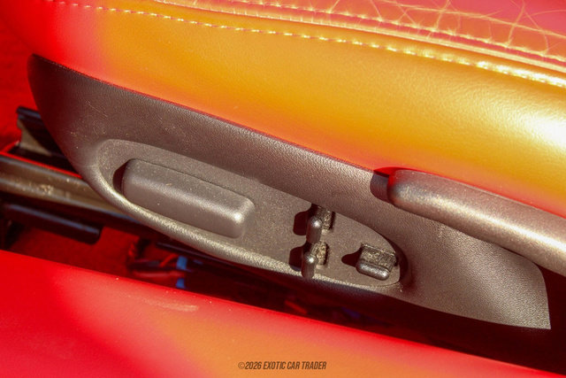 Used 2004 Chevrolet Corvette Convertible w/ Preferred Equipment Group image 50