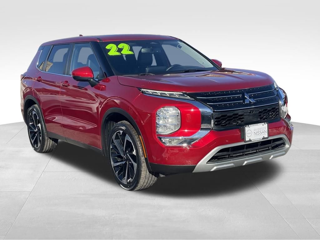 Used 2022 Mitsubishi Outlander SEL Black Edition image 3