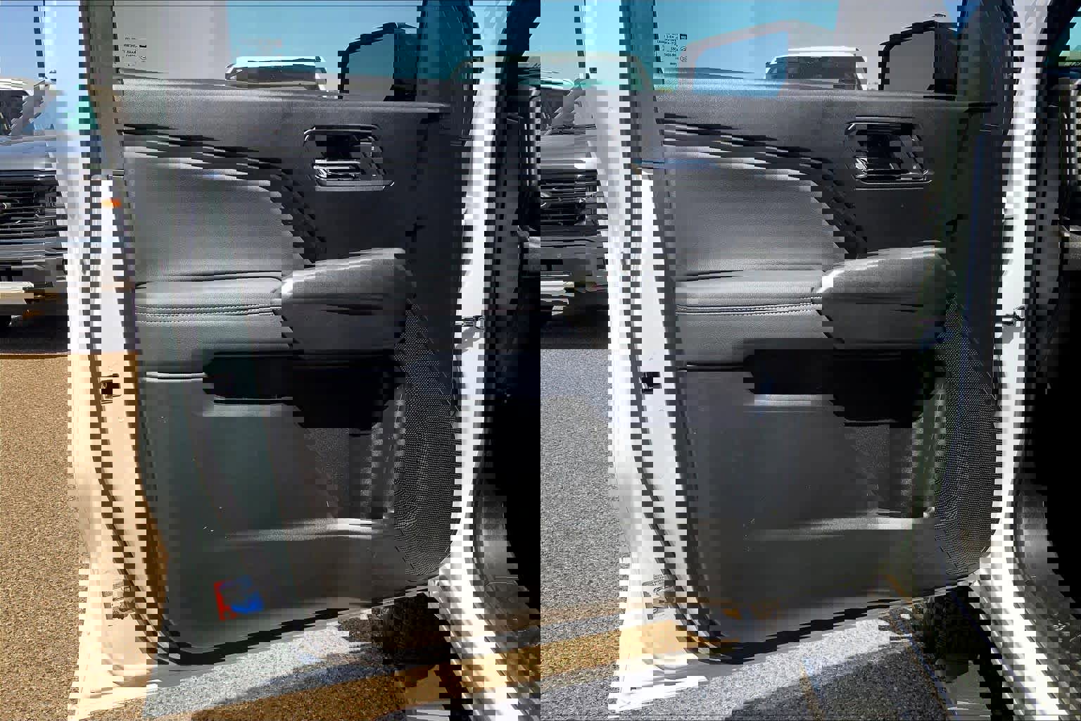 Used 2024 Chevrolet Colorado LT w/ LT Convenience Package image 22