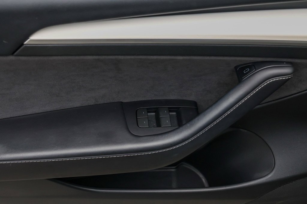 Used 2023 Tesla Model 3 Standard Range RWD image 25