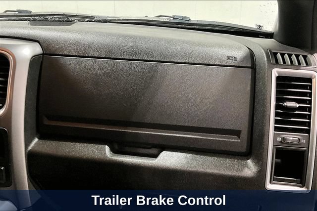 Used 2022 RAM 1500 Express w/ Ceramic Grey Express Package AWD/4WD image 36