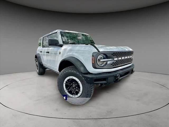 New 2025 Ford Bronco Badlands w/ Sasquatch Package AWD/4WD image 3