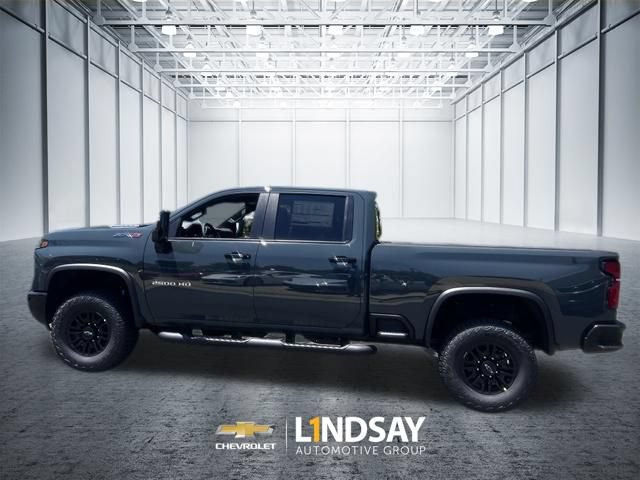 New 2026 Chevrolet Silverado 2500 ZR2 AWD/4WD image 4