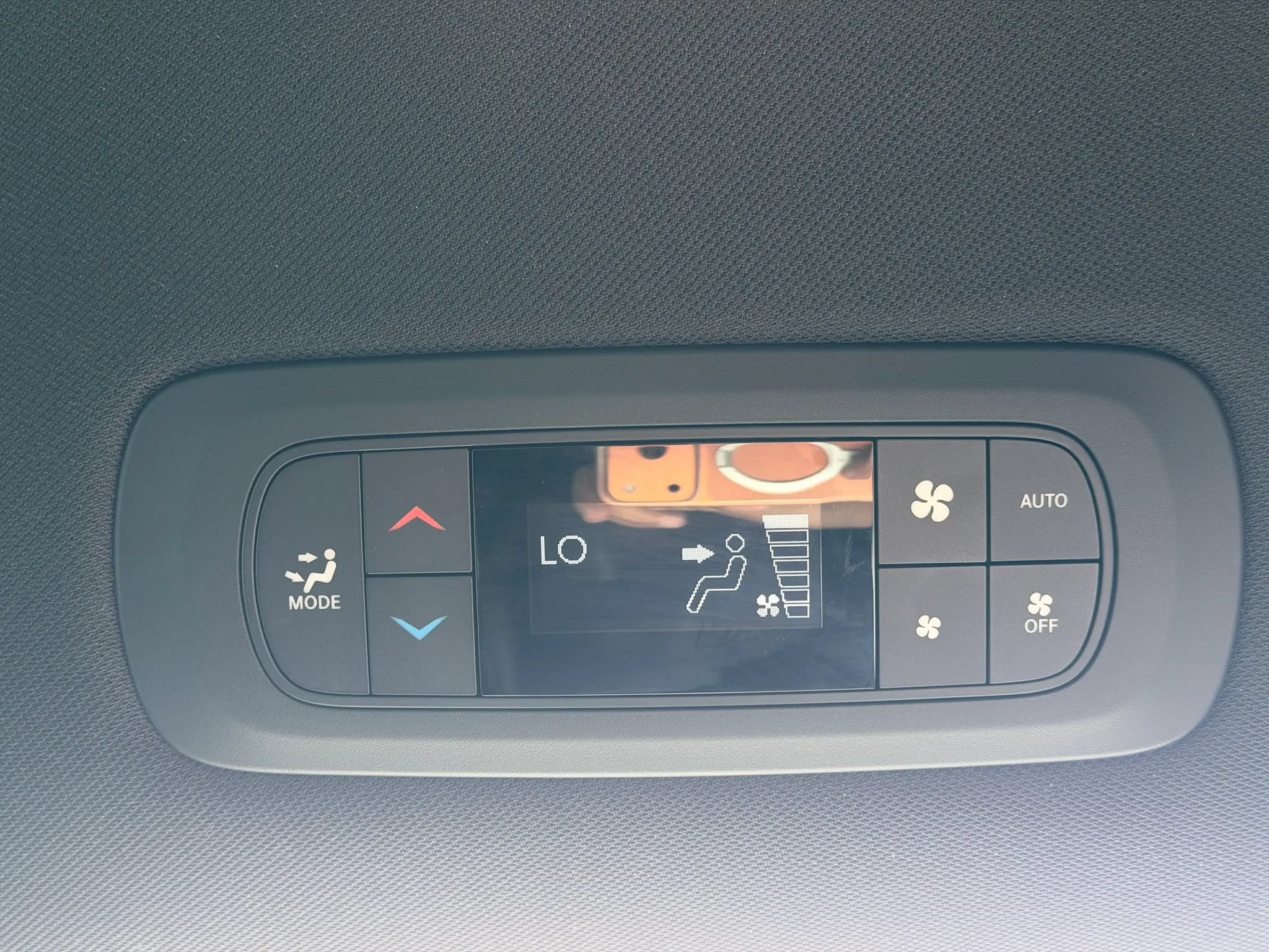 Used 2020 Chrysler Pacifica Touring-L w/ S Appearance Package FWD image 24