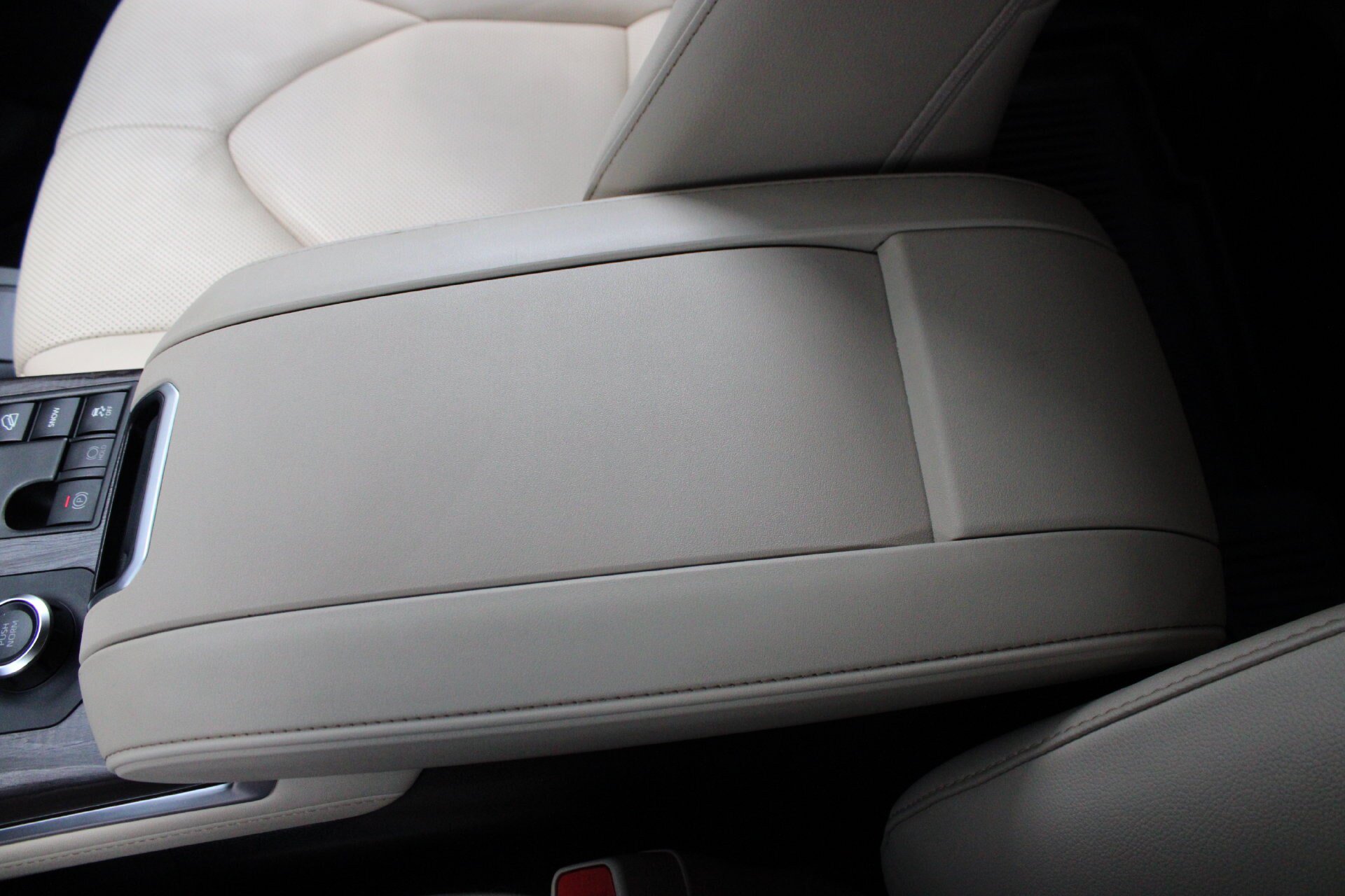 Used 2023 Toyota Highlander Platinum AWD/4WD image 48