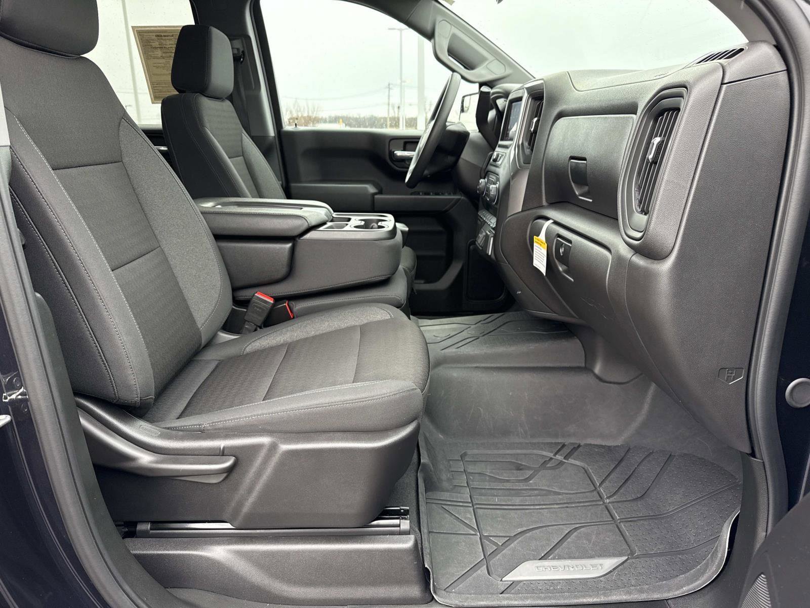 Used 2024 Chevrolet Silverado 1500 Custom Trail Boss image 18