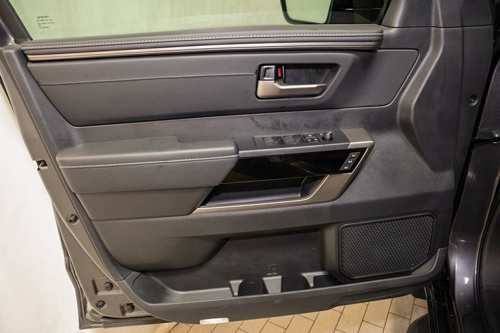 Used 2026 Toyota Sequoia Limited w/ TRD Off-Road Package AWD/4WD image 17