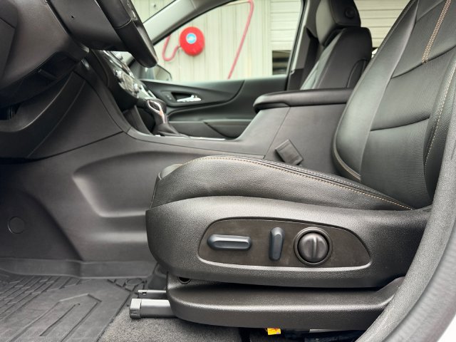 Certified 2024 Chevrolet Equinox Premier FWD image 26
