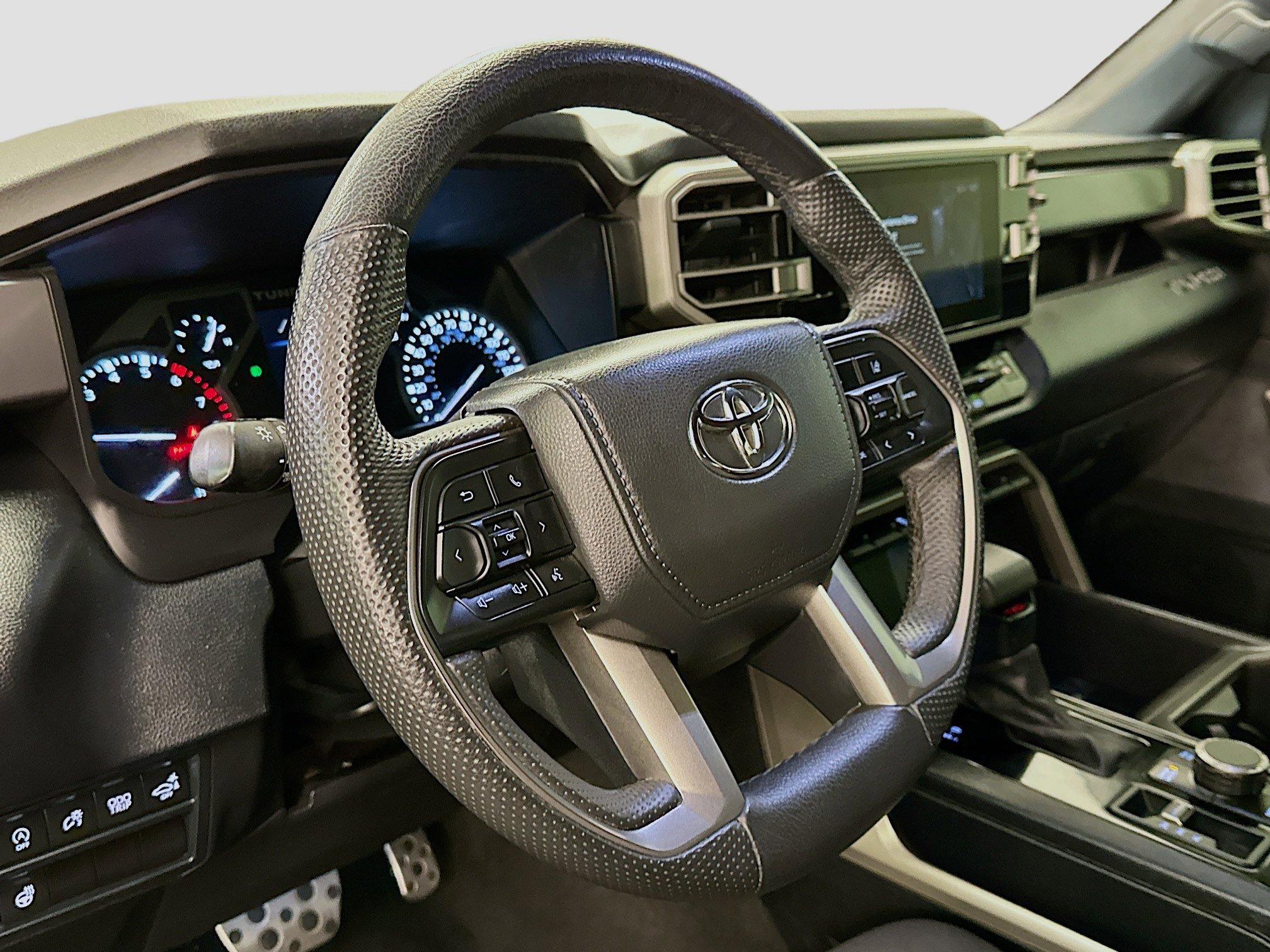 Used 2025 Toyota Tundra SR5 w/ TRD Off-Road Package image 18