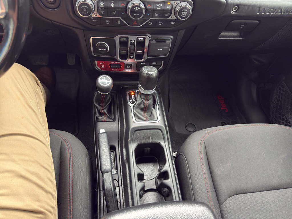 Used 2018 Jeep Wrangler Unlimited Rubicon AWD/4WD image 13