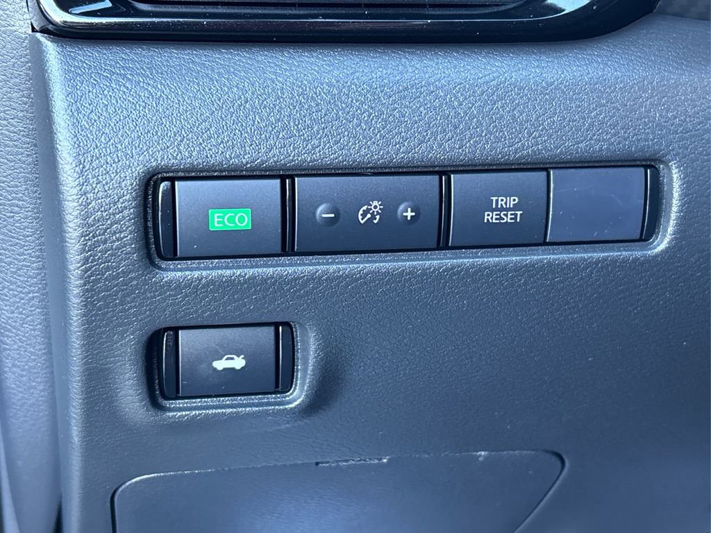 Used 2023 Nissan Sentra SV w/ All-Weather Package image 33