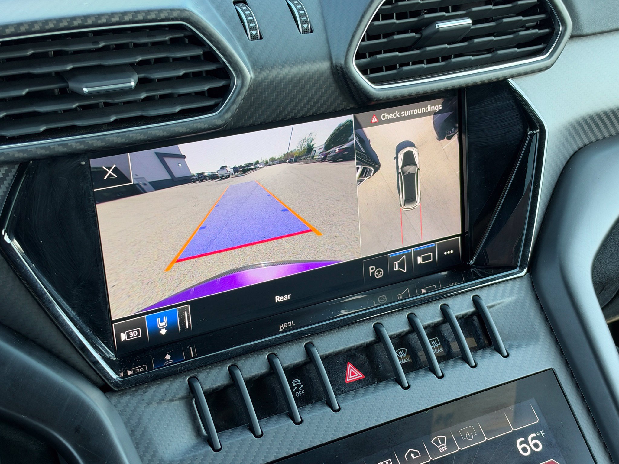 Used 2023 Lamborghini Urus Performante AWD/4WD image 35