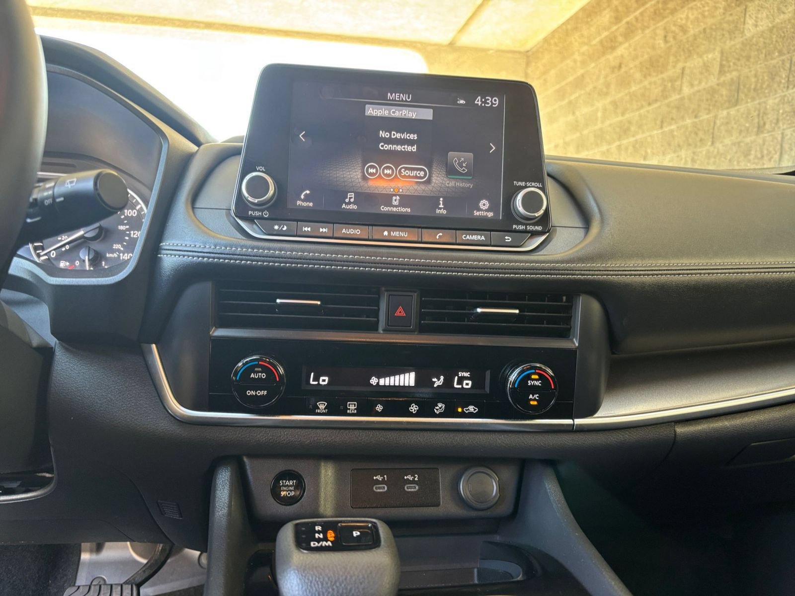 Used 2025 Nissan Rogue SV FWD image 17