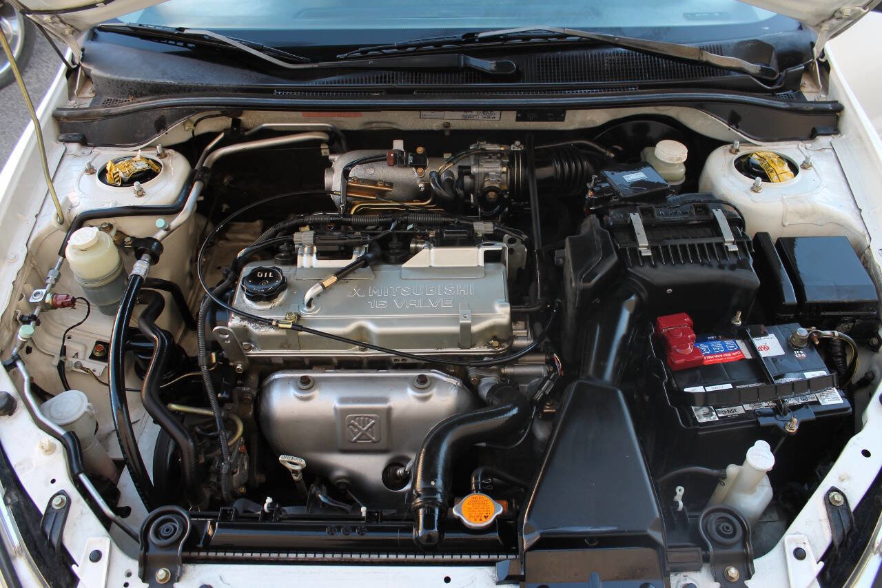 Used 2004 Mitsubishi Lancer ES image 11