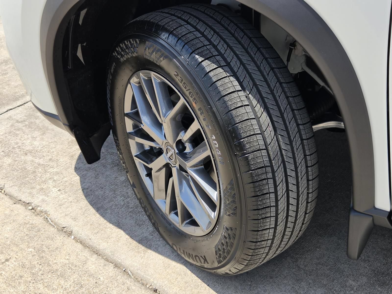 New 2026 Nissan Rogue S FWD image 9