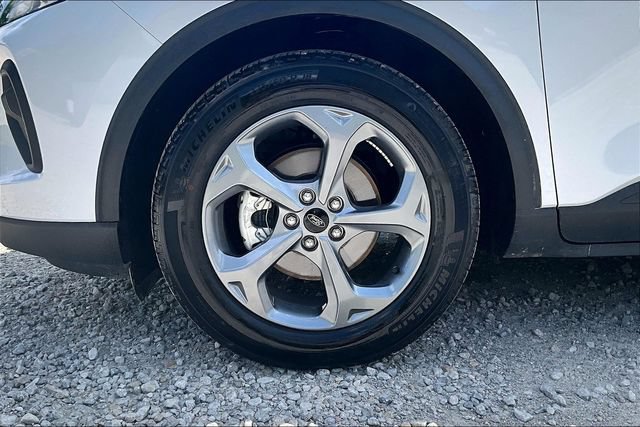 Used 2025 Ford Escape ST-Line FWD image 8