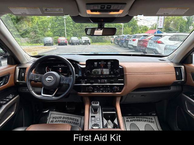 Certified 2023 Nissan Pathfinder Platinum AWD/4WD image 20