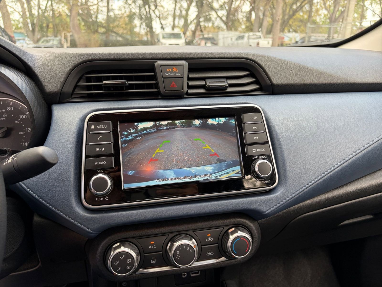 Used 2025 Nissan Versa SV FWD image 24