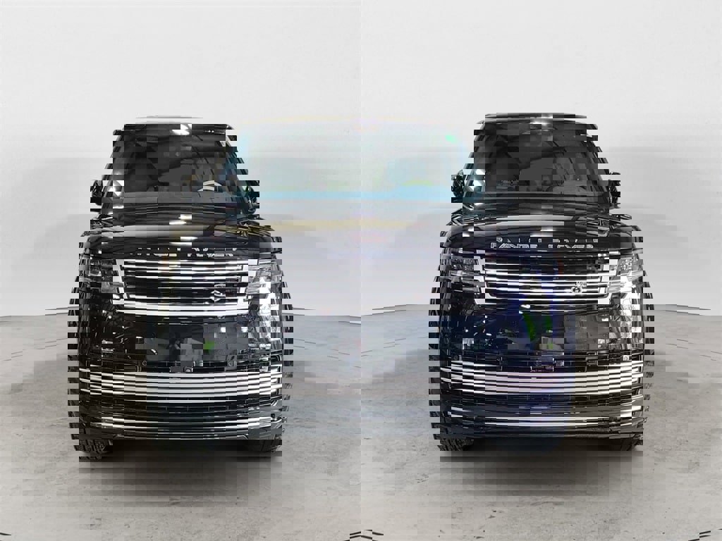 New 2024 Land Rover Range Rover SV image 8