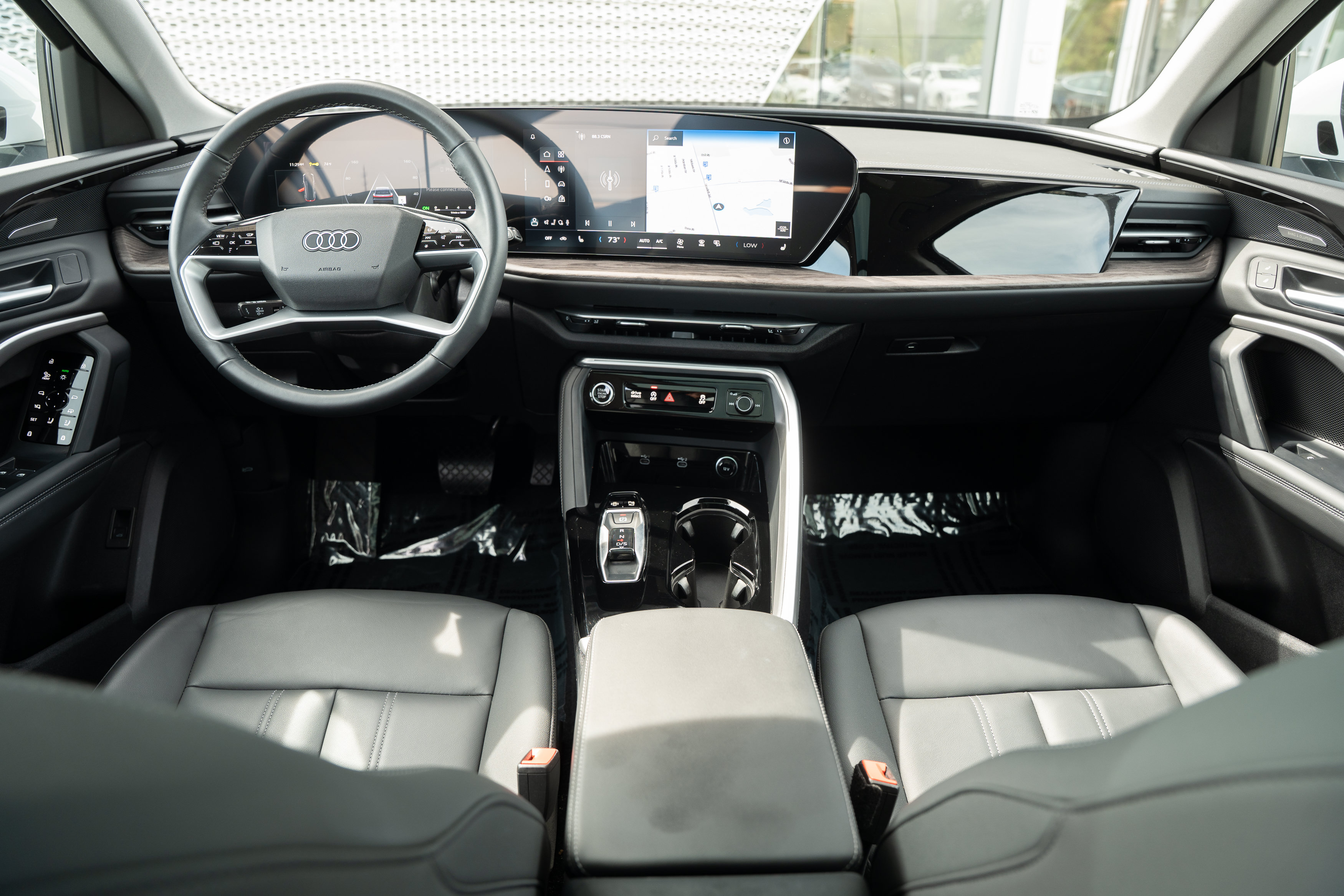 Certified 2025 Audi Q5 Premium w/ Premium Plus AWD/4WD image 8