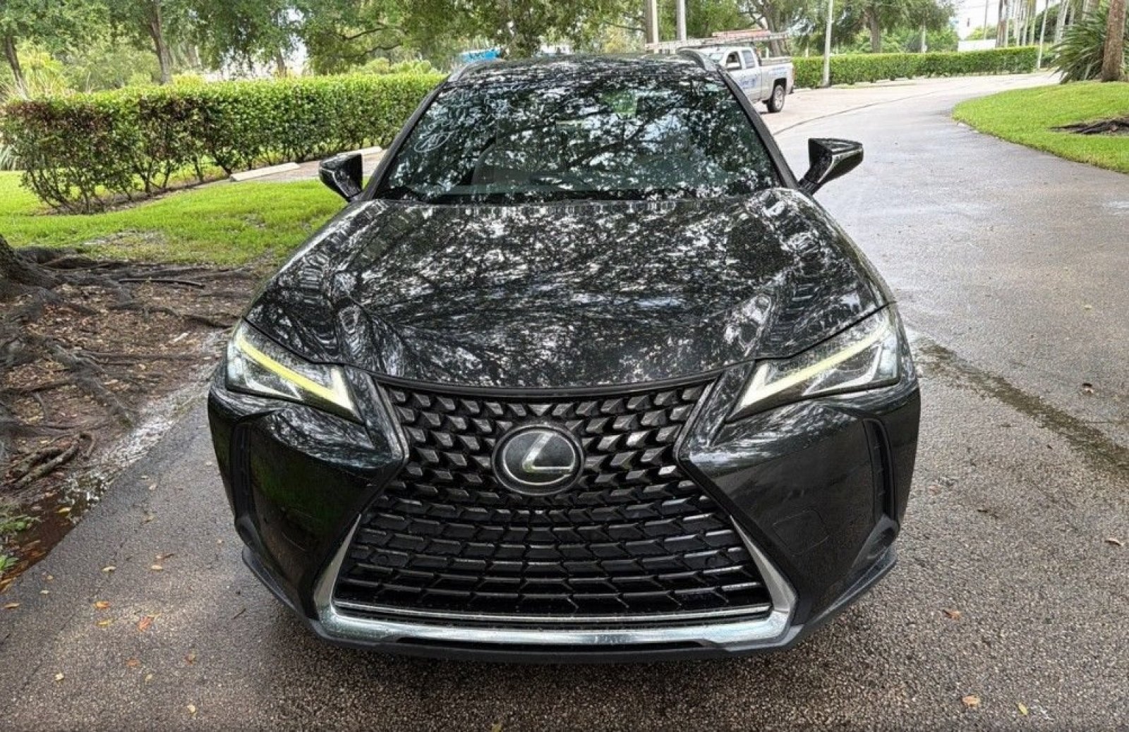 Used 2021 Lexus UX 200 w/ Accessory Package (Z1) FWD image 2