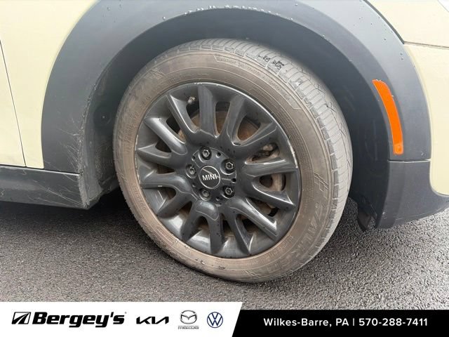 Used 2015 MINI Cooper S FWD image 9