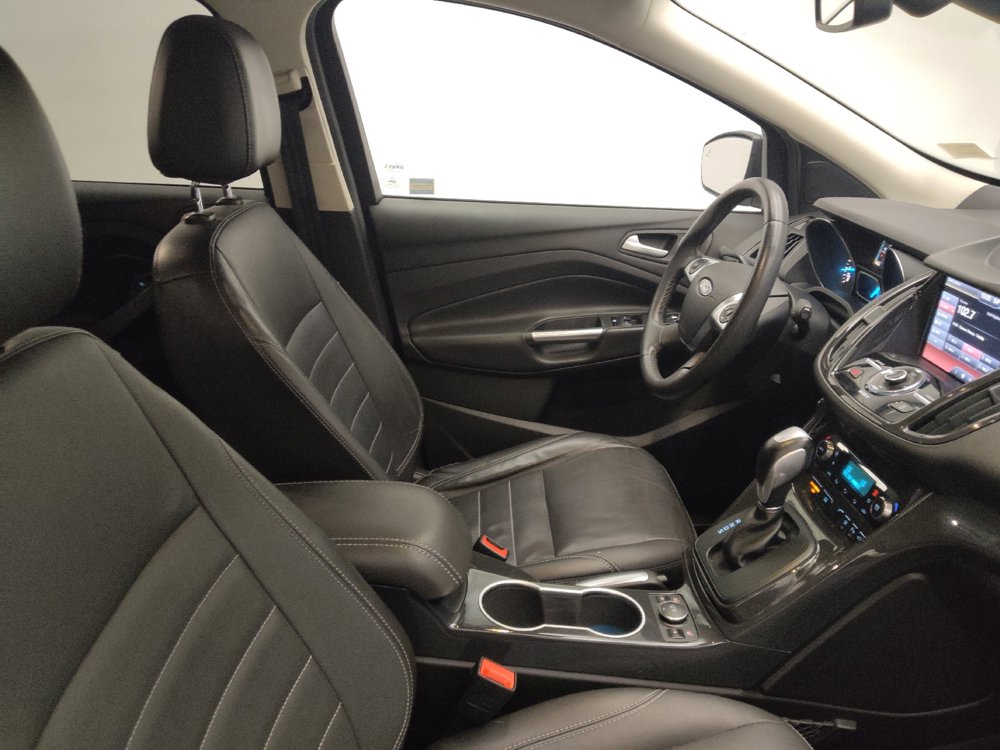 Used 2015 Ford Escape Titanium w/ Equipment Group 301A AWD/4WD image 21