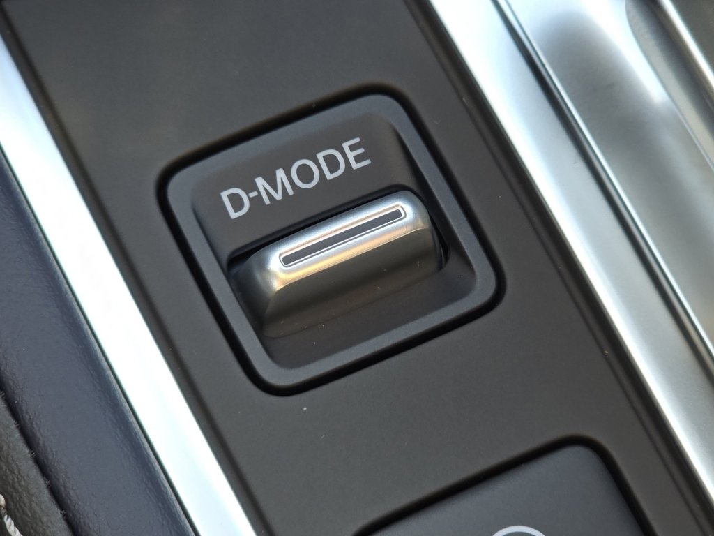 New 2026 INFINITI QX60 Sport image 11