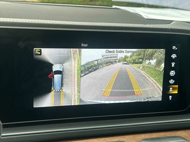 Used 2023 Mercedes-Benz GLS 450 4MATIC image 27