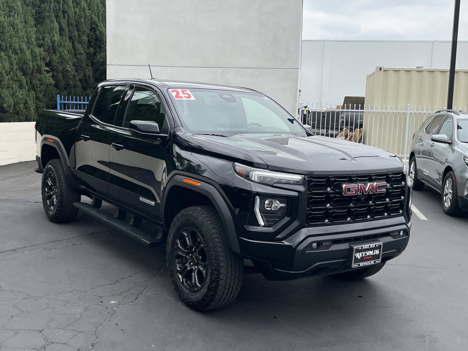 Used 2025 GMC Canyon Elevation w/ Convenience Package RWD image 3