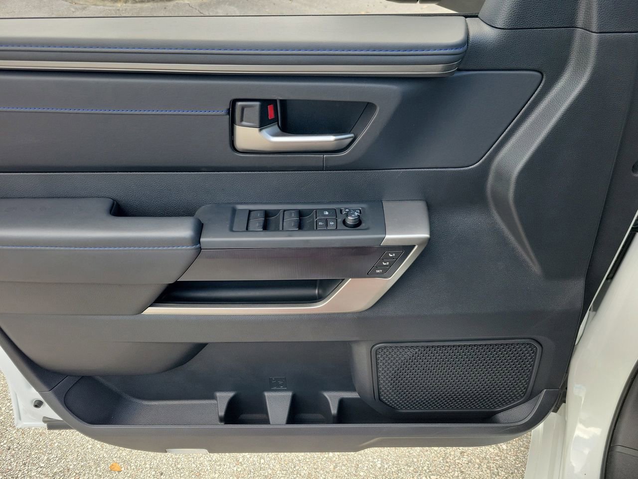 Used 2026 Toyota Sequoia Platinum image 14