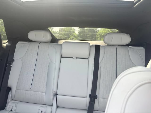 Used 2024 Cadillac Lyriq Luxury w/ LPO, Floor Liner Package AWD/4WD image 4