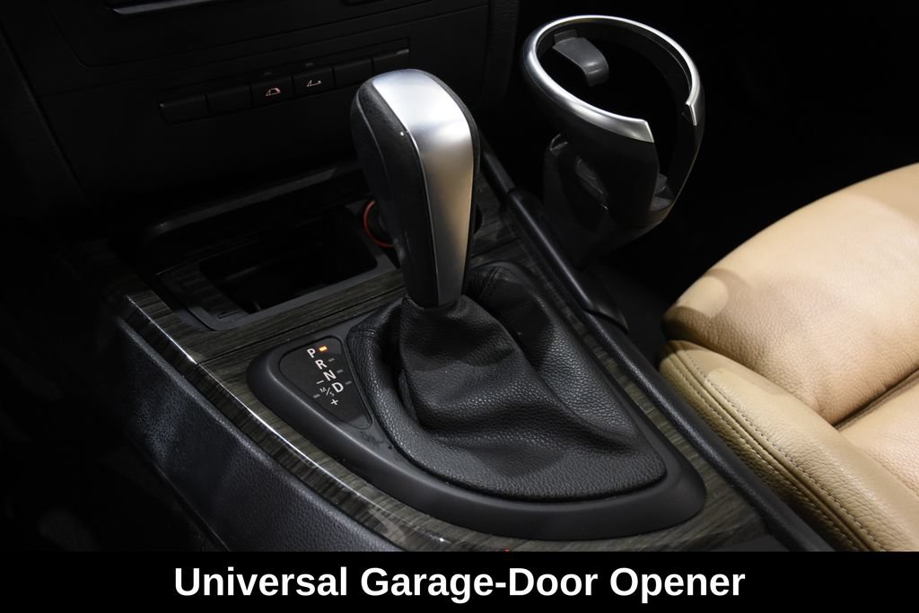Used 2013 BMW 128i Convertible RWD image 32