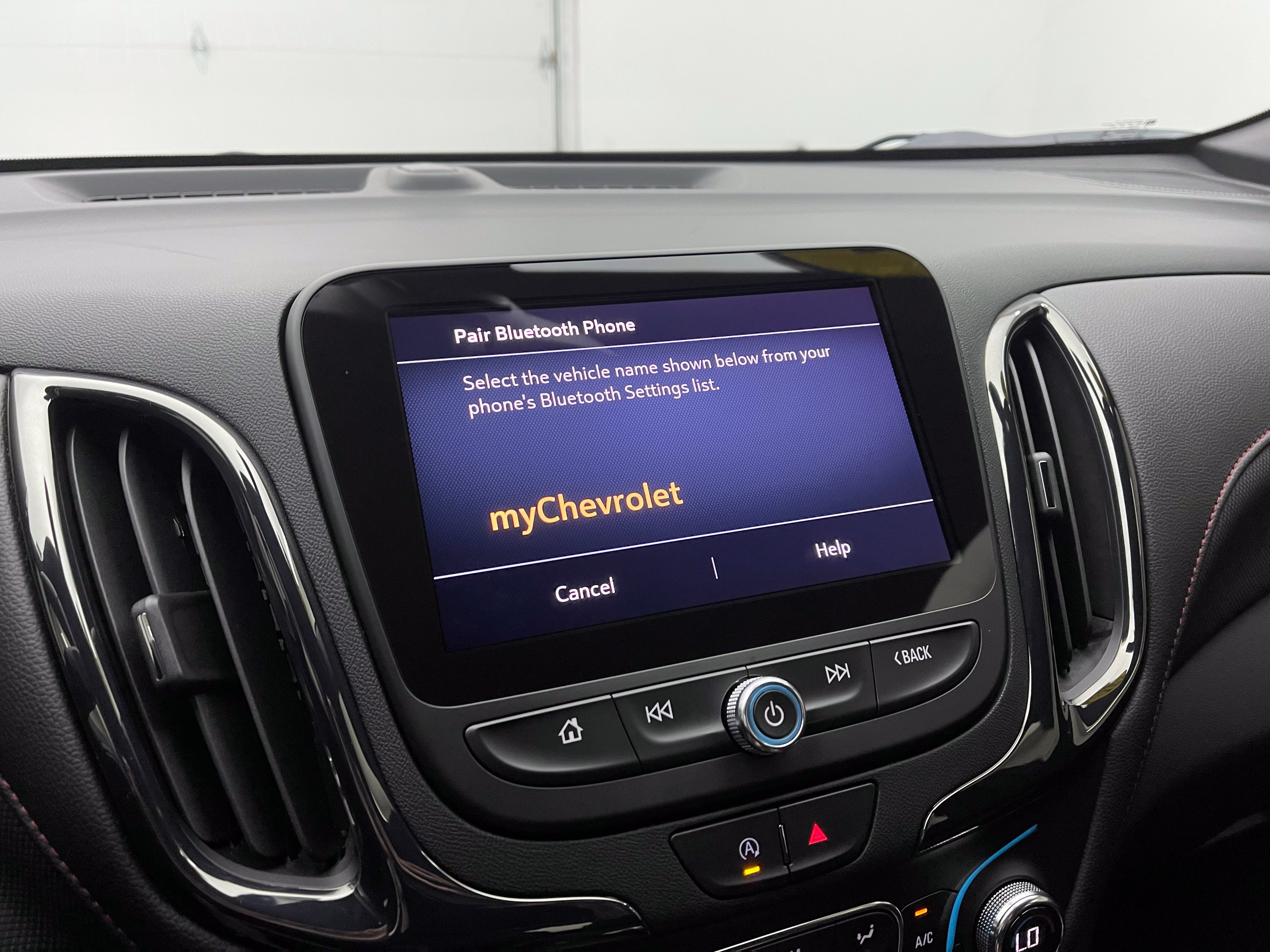 Used 2023 Chevrolet Equinox RS FWD image 27