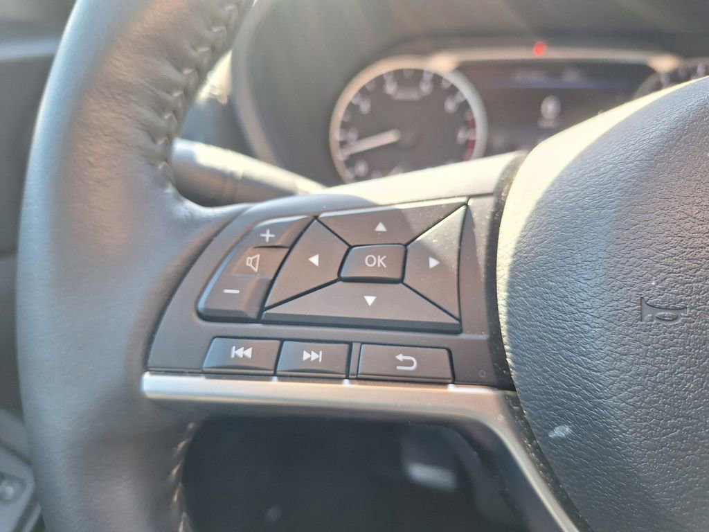 Used 2025 Nissan Sentra SV w/ All-Weather Package image 13