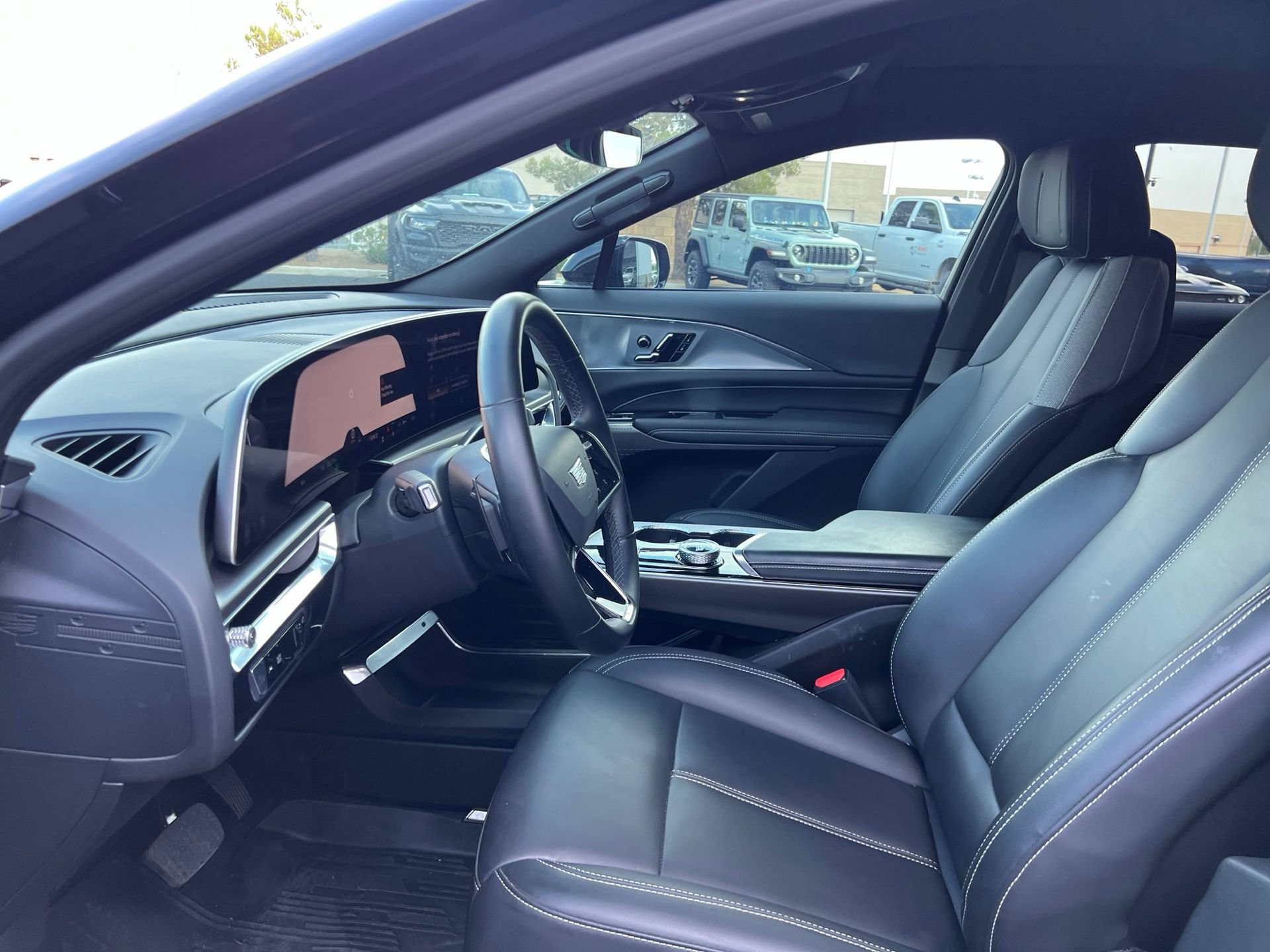 Used 2024 Cadillac Lyriq Tech w/ LPO, Floor Liner Package RWD image 27