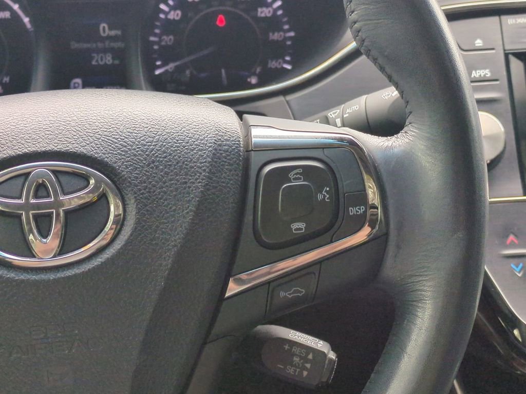Used 2015 Toyota Avalon Limited image 27