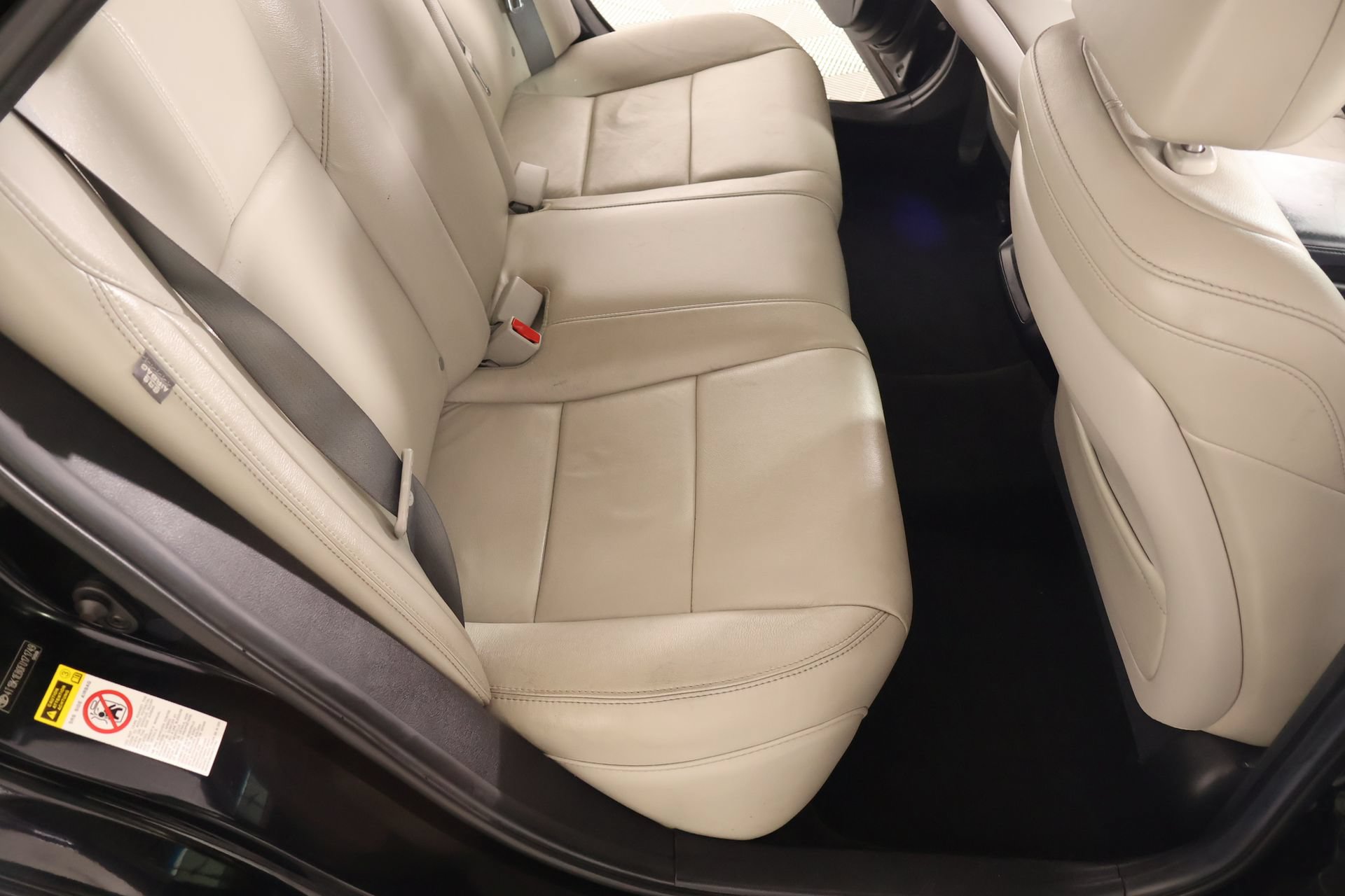 Used 2015 Toyota Avalon XLE FWD image 14