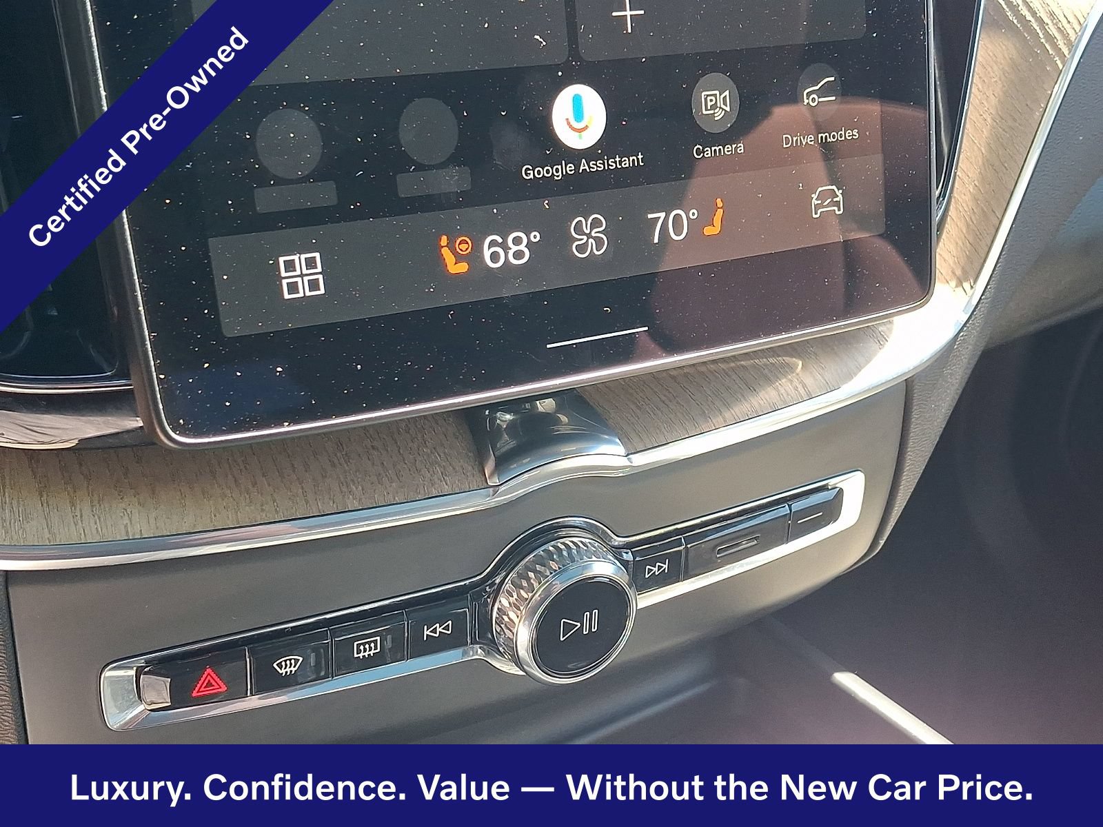 Certified 2026 Volvo XC60 B5 Plus AWD/4WD image 17