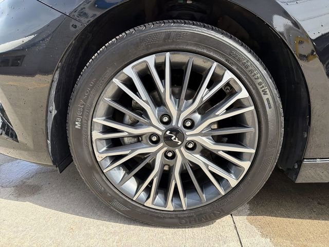 Used 2023 Kia Forte GT-Line image 12