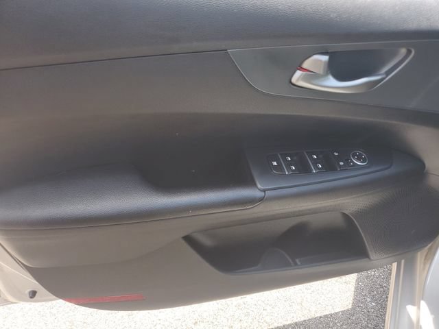 Used 2021 Kia Forte LXS FWD image 19