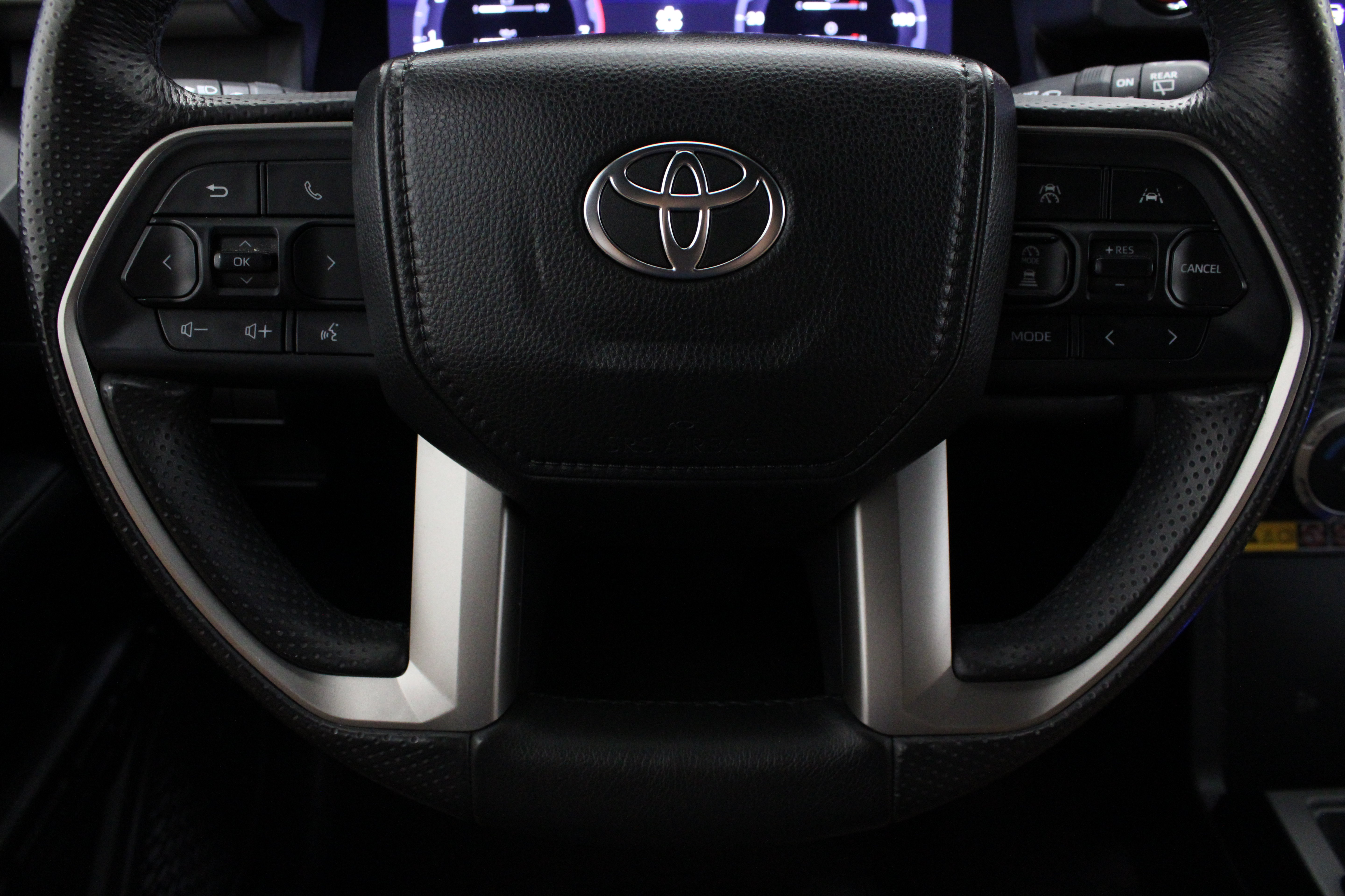 Used 2025 Toyota 4Runner TRD Off-Road Premium w/ Tow Technology Package AWD/4WD image 27