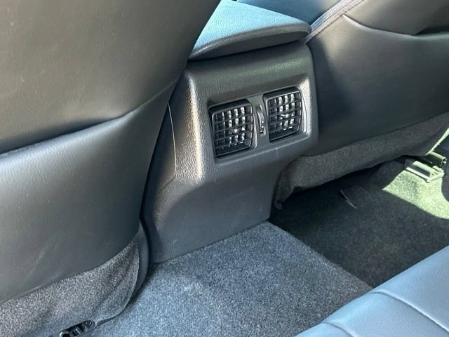 Used 2023 Toyota Camry SE w/ Cold Weather Package AWD/4WD image 33