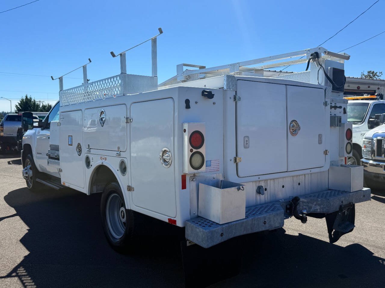 Used 2013 Chevrolet Silverado 3500 W/T RWD image 8