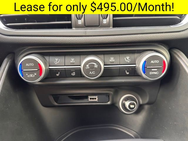 Used 2025 Alfa Romeo Giulia AWD w/ Driving Assist Package image 18