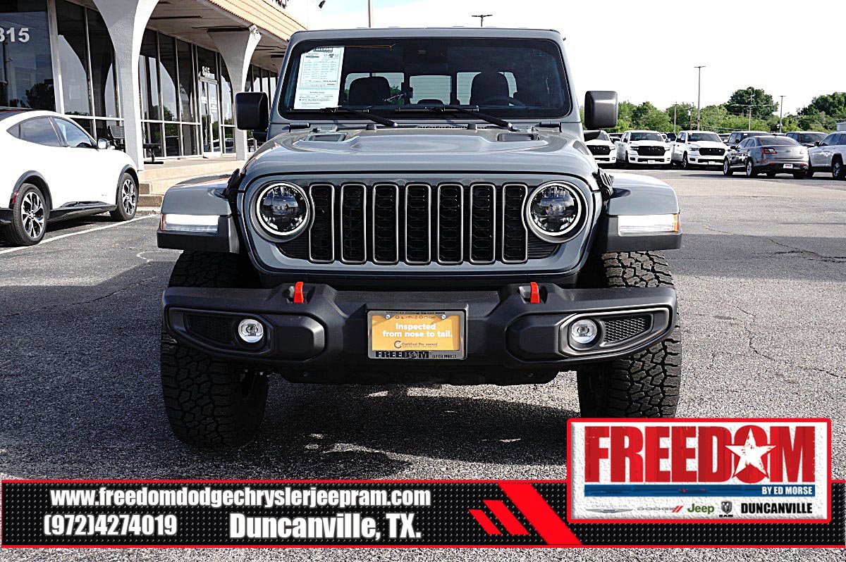 Certified 2025 Jeep Gladiator Rubicon w/ Convenience Group AWD/4WD image 44